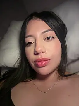 MissCat  online show from April 18, 2026, 2:59 am