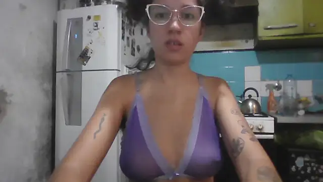 Snapshot of loliporomero chatting on February 20, 2026, 1:02 am loliporomero online show from February 20, 2026, 1:02 am