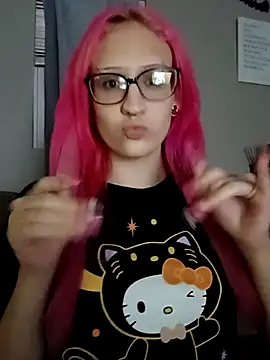 Snapshot of spoiledprincess4 chatting on October 20, 2025, 4:35 am spoiledprincess4 online show from October 20, 2025, 4:35 am