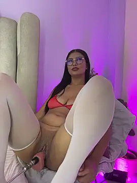 daphnevans online show from January 16, 2026, 3:32 am