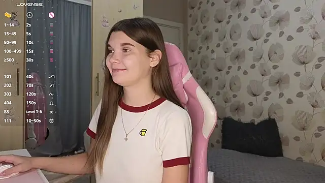  cute ice online show from October 8, 2025, 7:06 am