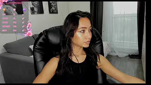 Snapshot of Lisa_Shultz chatting on September 9, 2025, 1:32 pm Lisa Shultz online show from September 9, 2025, 1:32 pm