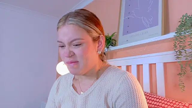 BelaMiller  online show from September 11, 2025, 11:43 am