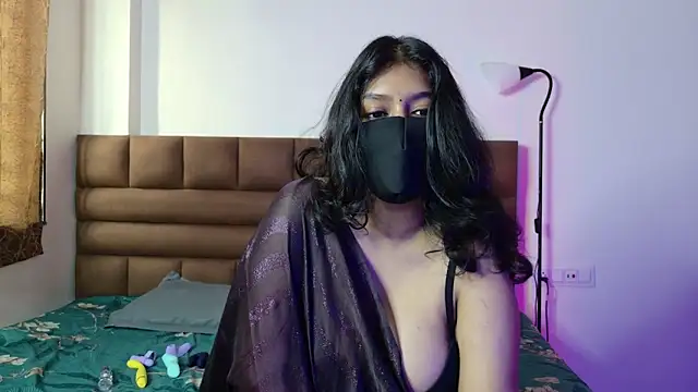 Gulaboo100 online show from October 3, 2025, 6:10 am