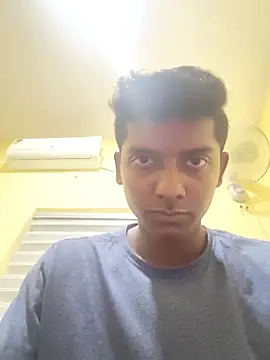 kittyglow online show from April 17, 2026, 9:18 pm