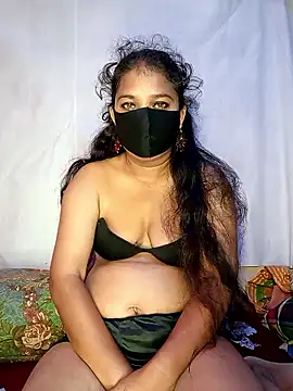 LushVamp online show from December 19, 2025, 2:35 pm