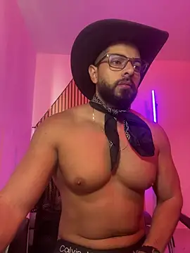 Snapshot of magnumchris chatting on February 9, 2026, 1:59 pm magnumchris online show from February 9, 2026, 1:59 pm