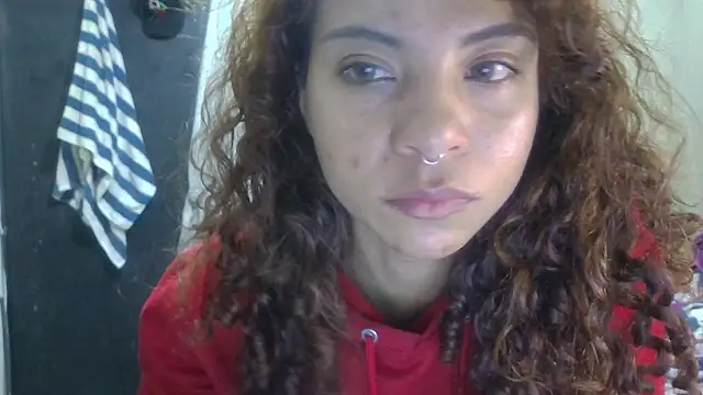 VioletV online show from June 18, 2026, 12:44 am