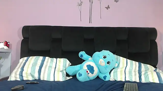 KendallWings online show from October 4, 2025, 9:40 am