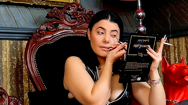 Snapshot of MistressEly chatting on October 26, 2025, 12:00 pm MistressEly online show from October 26, 2025, 12:00 pm