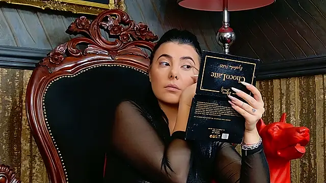 Snapshot of MistressEly chatting on November 3, 2025, 12:50 pm MistressEly online show from November 3, 2025, 12:50 pm