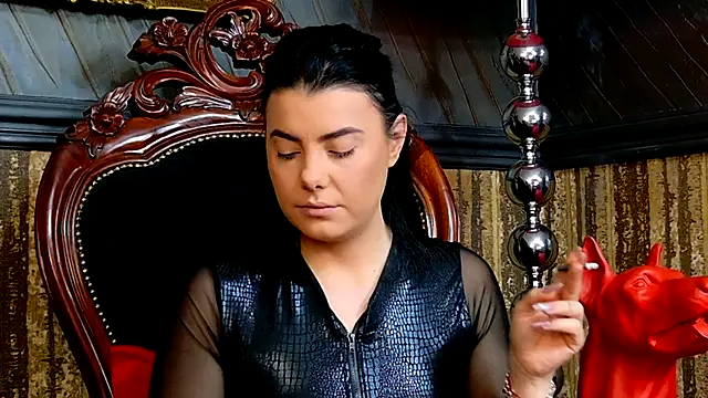 Snapshot of MistressEly chatting on November 9, 2025, 12:25 pm MistressEly online show from November 9, 2025, 12:25 pm