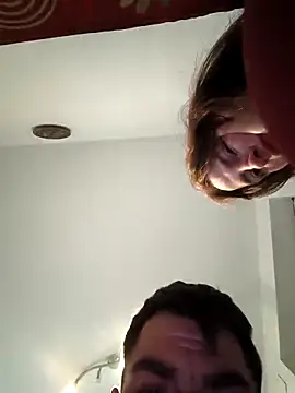 CleverPitzimitzi online show from May 5, 2026, 8:39 pm