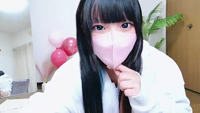 Snapshot of Nyan_love_ch chatting on November 10, 2025, 10:58 am Nyan love ch online show from November 10, 2025, 10:58 am