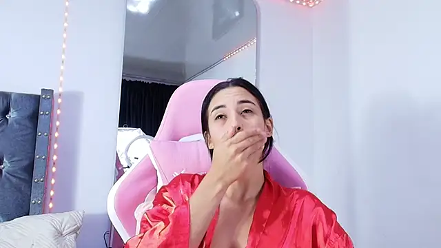 GraceWallace  online show from March 26, 2026, 3:01 am