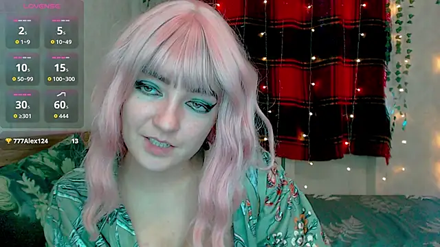 MagicPink online show from December 16, 2025, 12:54 pm
