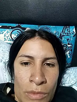 karinnahotdirty online show from December 17, 2025, 10:05 pm