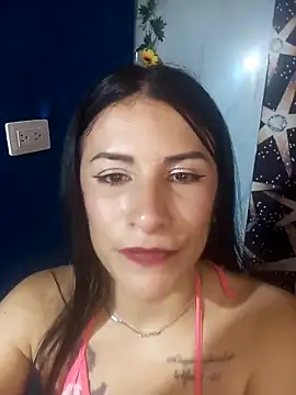 karinnahotdirty online show from April 22, 2026, 9:49 pm