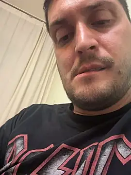 krasiviq94 online show from July 11, 2026, 11:39 pm