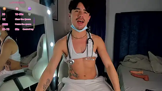 BryCams3 online show from October 29, 2025, 5:53 am