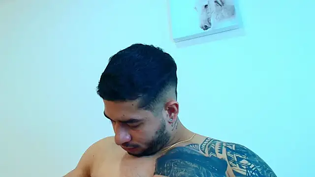 king falconer online show from February 8, 2026, 10:46 pm