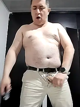 BigCristh79 online show from February 25, 2026, 1:43 pm