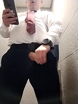 BigCristh79 online show from February 28, 2026, 8:48 am