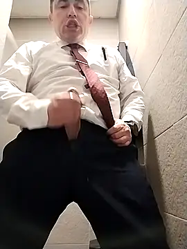 BigCristh79 online show from April 26, 2026, 2:48 pm