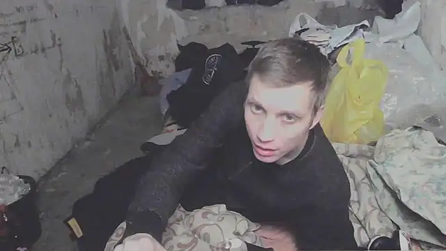 makarov1993 online show from November 7, 2025, 6:46 am