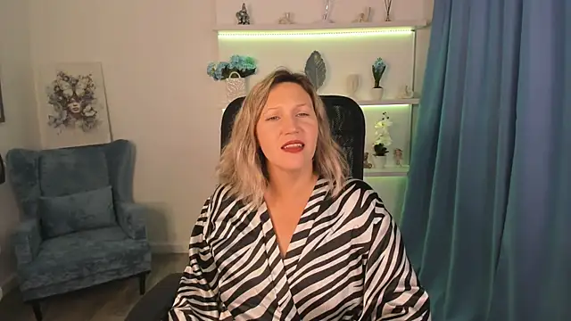 Snapshot of NinaStarle chatting on September 20, 2025, 5:08 am NinaStarle online show from September 20, 2025, 5:08 am