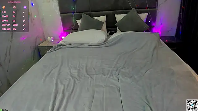 Chloee White online show from December 21, 2025, 9:49 am