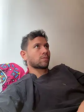 Michaell Spinelly online show from September 10, 2025, 4:51 pm