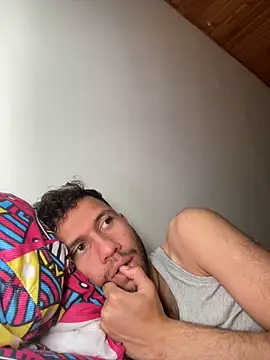 Michaell Spinelly online show from September 13, 2025, 3:23 pm