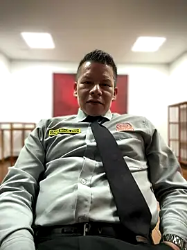 Snapshot of Manu0586 chatting on September 22, 2025, 1:18 am Manu0586 online show from September 22, 2025, 1:18 am