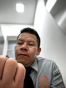 Snapshot of Manu0586 chatting on September 28, 2025, 1:11 am Manu0586 online show from September 28, 2025, 1:11 am