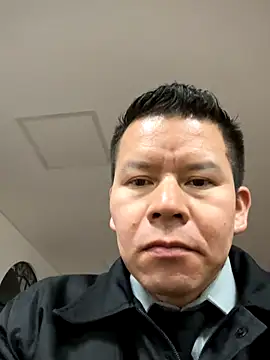 Snapshot of Manu0586 chatting on October 29, 2025, 12:24 am Manu0586 online show from October 29, 2025, 12:24 am