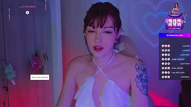 Moonlightt 21 online show from January 18, 2026, 9:18 pm