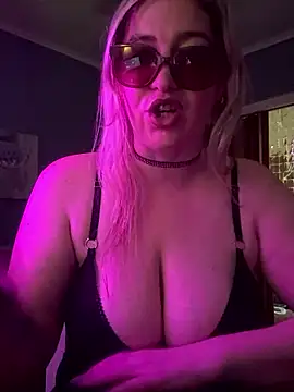 Snapshot of Granlady7 chatting on January 7, 2026, 10:18 am Granlady7 online show from January 7, 2026, 10:18 am