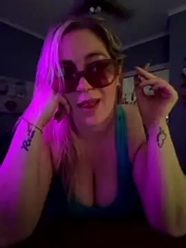 Snapshot of Granlady7 chatting on January 7, 2026, 10:23 pm Granlady7 online show from January 7, 2026, 10:23 pm