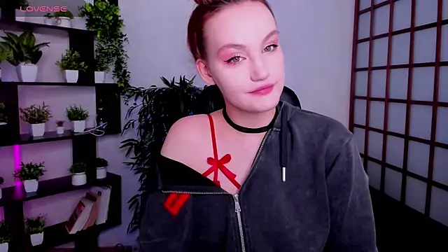 Ida FaneStain online show from February 19, 2026, 2:51 am