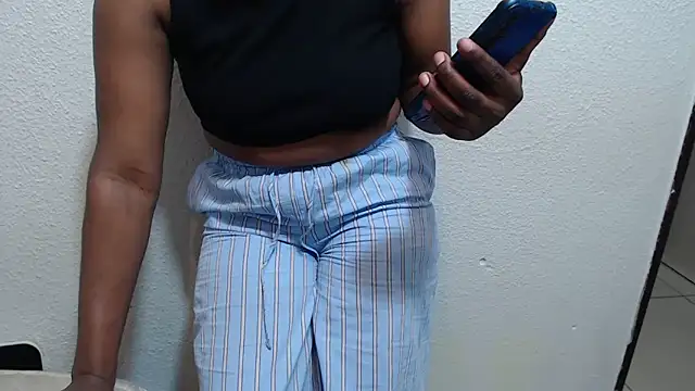 Snapshot of WEPUSSY23XX chatting on February 23, 2026, 11:02 pm WEPUSSY23XX online show from February 23, 2026, 11:02 pm