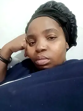 Snapshot of ShySexyBaddiexx chatting on September 27, 2025, 11:59 am ShySexyBaddiexx online show from September 27, 2025, 11:59 am