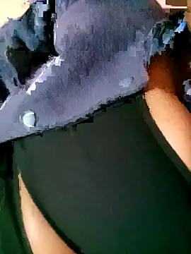 Snapshot of ShySexyBaddiexx chatting on February 12, 2026, 8:37 pm ShySexyBaddiexx online show from February 12, 2026, 8:37 pm