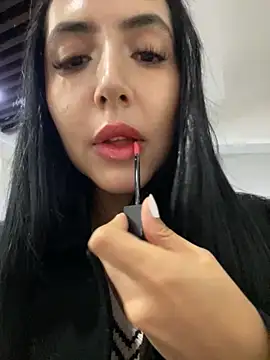 oh nina online show from October 24, 2025, 9:55 pm