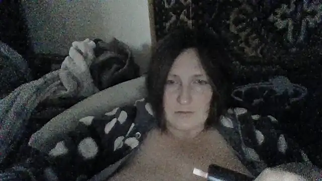 Snapshot of AllaSowinskaya chatting on November 8, 2025, 8:14 am AllaSowinskaya online show from November 8, 2025, 8:14 am