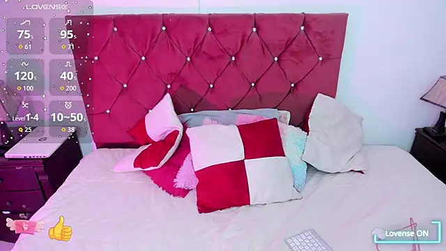 Snapshot of Madisson_Star1 chatting on September 13, 2025, 1:38 am Madisson Star1 online show from September 13, 2025, 1:38 am