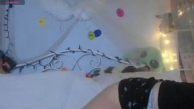 Snapshot of bunnyislewd chatting on March 4, 2026, 4:07 am bunnyislewd online show from March 4, 2026, 4:07 am