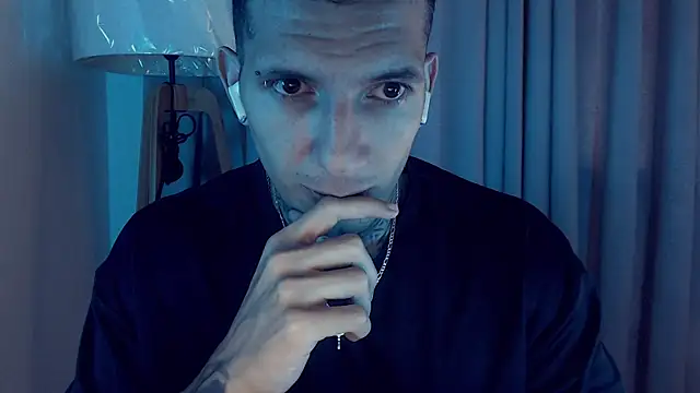 Shane Clay online show from September 21, 2025, 1:24 pm