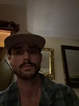 Snapshot of Discreetlylimitless chatting on February 25, 2026, 1:54 pm Discreetlylimitless online show from February 25, 2026, 1:54 pm