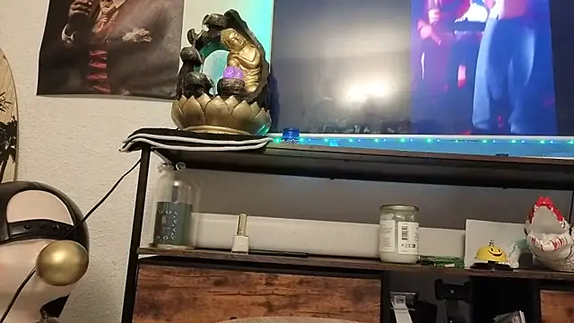 Snapshot of Oulola777 chatting on November 12, 2025, 6:30 pm Oulola777 online show from November 12, 2025, 6:30 pm